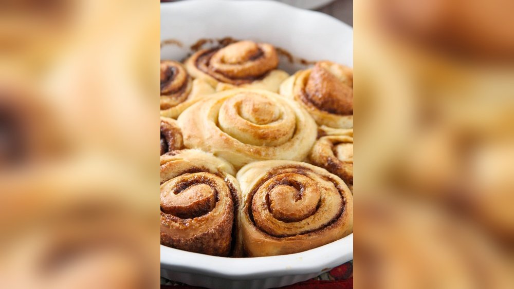 Can I Make Cinnamon Rolls Or Sweet Bread in a Bread Maker? Easy & Delicious! Can I Make Cinnamon Rolls Or Sweet Bread in a Bread Maker?